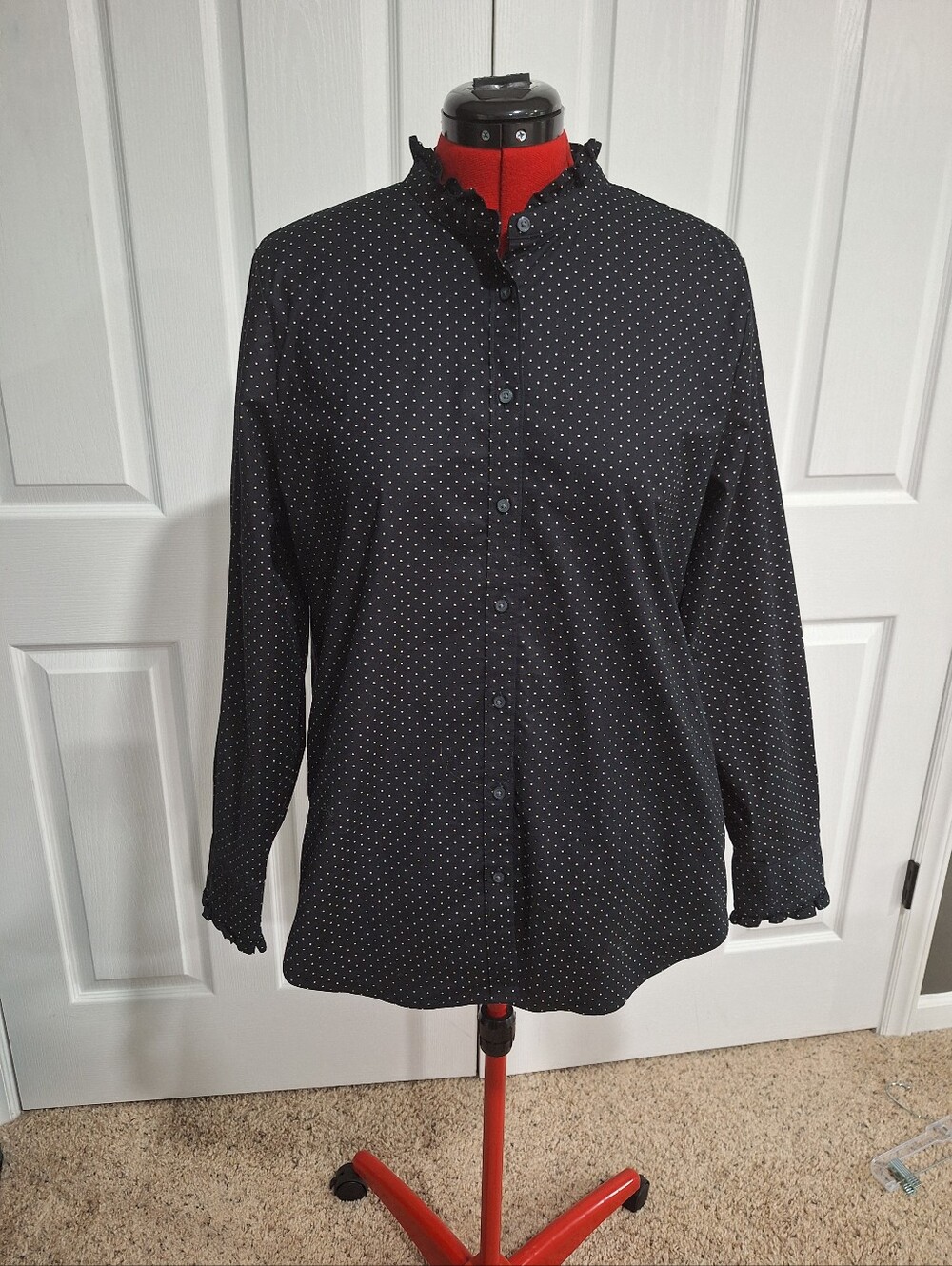Lands' End Black Button-Up Shirt with White Polka Dots